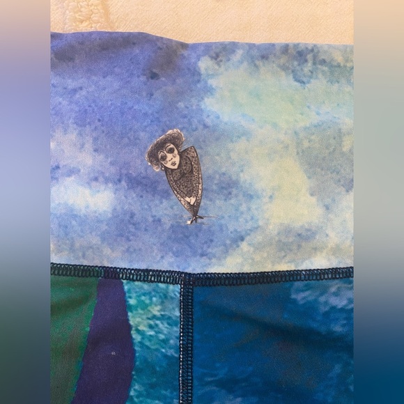 Nominou Activewear Fine Art Leggings Size Large - Picture 3 of 7